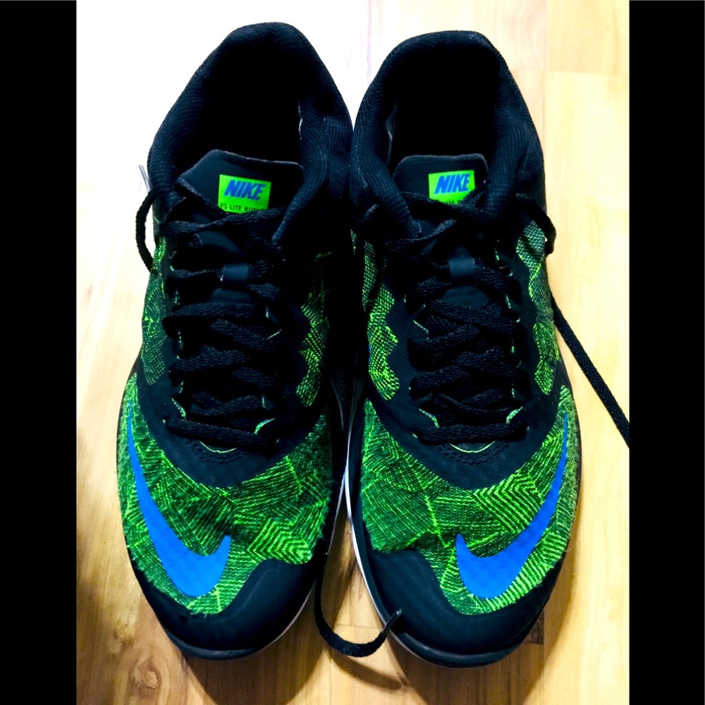 🎈👟Nike FS Lite Run 3 Men’s Athletic Sneakers👟🎈 - Picture 1 of 10